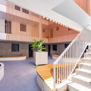  Apartamento San Hermenegildo Walls By Valcambre